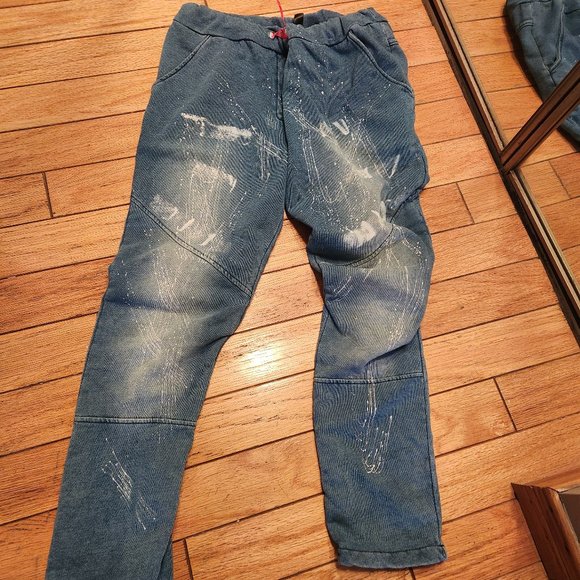 FUN FUN FUN JEANS! - Picture 1 of 5